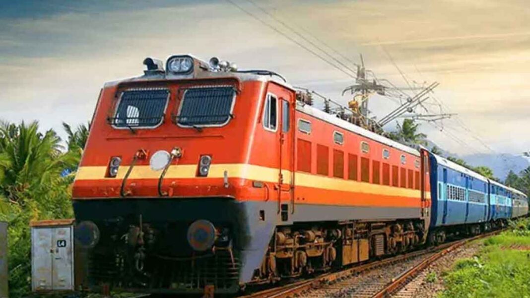 Special Trains | Goodnews for passengers .. South Central Railway announces 14 special trains ..!-Namasthe Telangana
– PARAHUSHAR NEWS