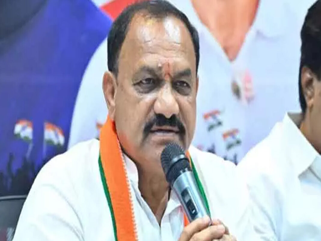 BRS 3 pieces - TPCC chief Mahesh
