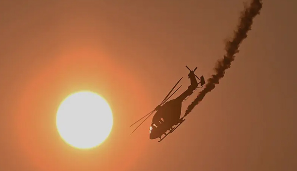 SRI LANKA: A military helicopter .. Five killed
– PARAHUSHAR NEWS