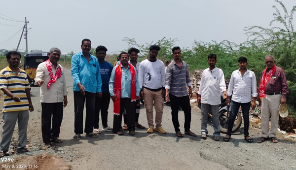 Tar road from Joharapuram to Venkaiah village
– PARAHUSHAR NEWS