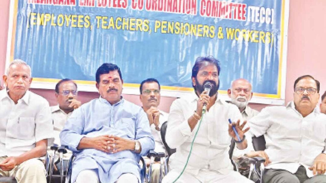 ఉద్యోగుల డిమాండ్లకు పరిష్కారాలను కనుగొంటానని TECC ప్రతిజ్ఞ చేస్తుంది
– PARAHUSHAR NEWS