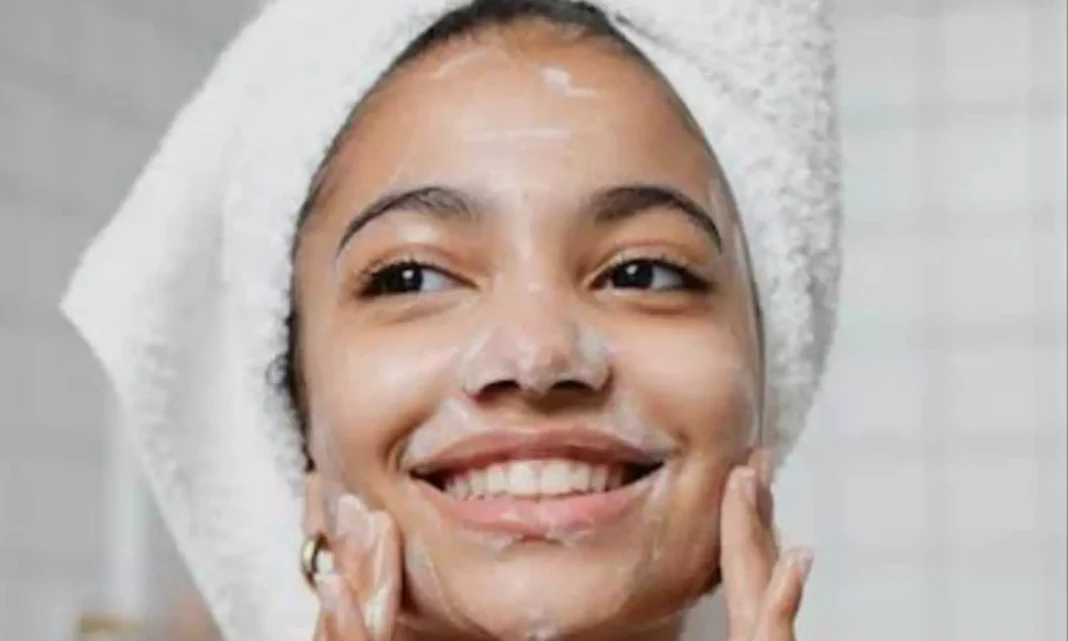 Beauty Tips: Try these tips for Skin Glow during the rainy season
– PARAHUSHAR NEWS