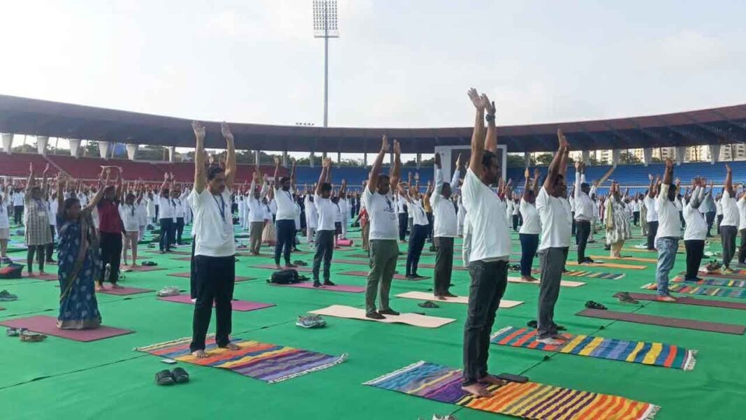 ఈ రోజు యోగా డే వేడుకల కోసం టిజి గేర్స్
