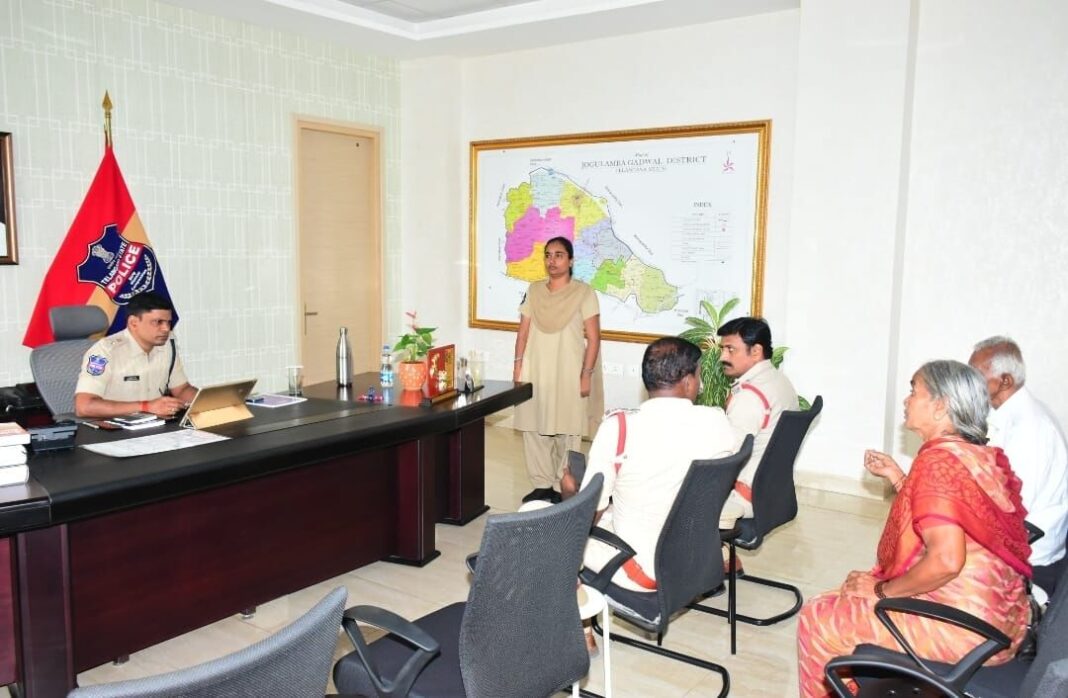 ఫిర్యాదుల రోజున జిల్లా పోలీసు కార్యాలయంలో 20 ఫిర్యాదులు వచ్చాయి
