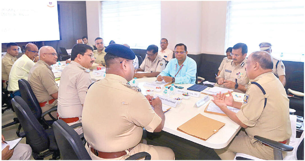 స్టేషన్లలో గంజా స్మగ్లింగ్ తనిఖీ చేయండి: డిజిపి
