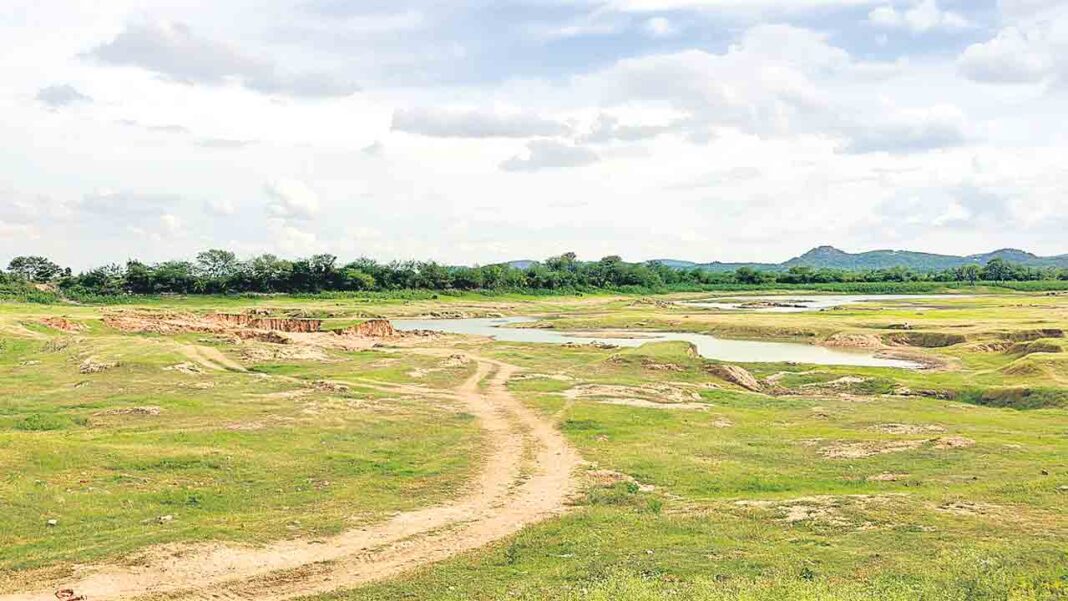 ‘Deva’ .. Water Raw .. The government neglected the water pumping of the Devadas
– PARAHUSHAR NEWS
