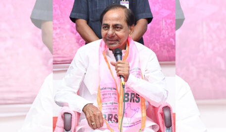 తెలంగాణలో వ్యవసాయ సంక్షోభం మధ్య కెసిఆర్ నాయకత్వం వహించడంతో బిఆర్ఎస్ బనకాచెర్లా ప్రాజెక్టుకు వ్యతిరేకంగా పోరాడుతుంది
