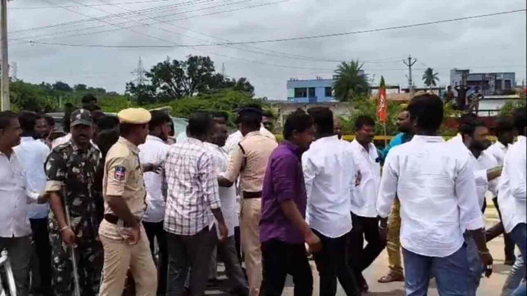 Congress Party | Shivampet Verses Narsapur .. Minister before Rasabhasa-Namasthe Telangana
– PARAHUSHAR NEWS