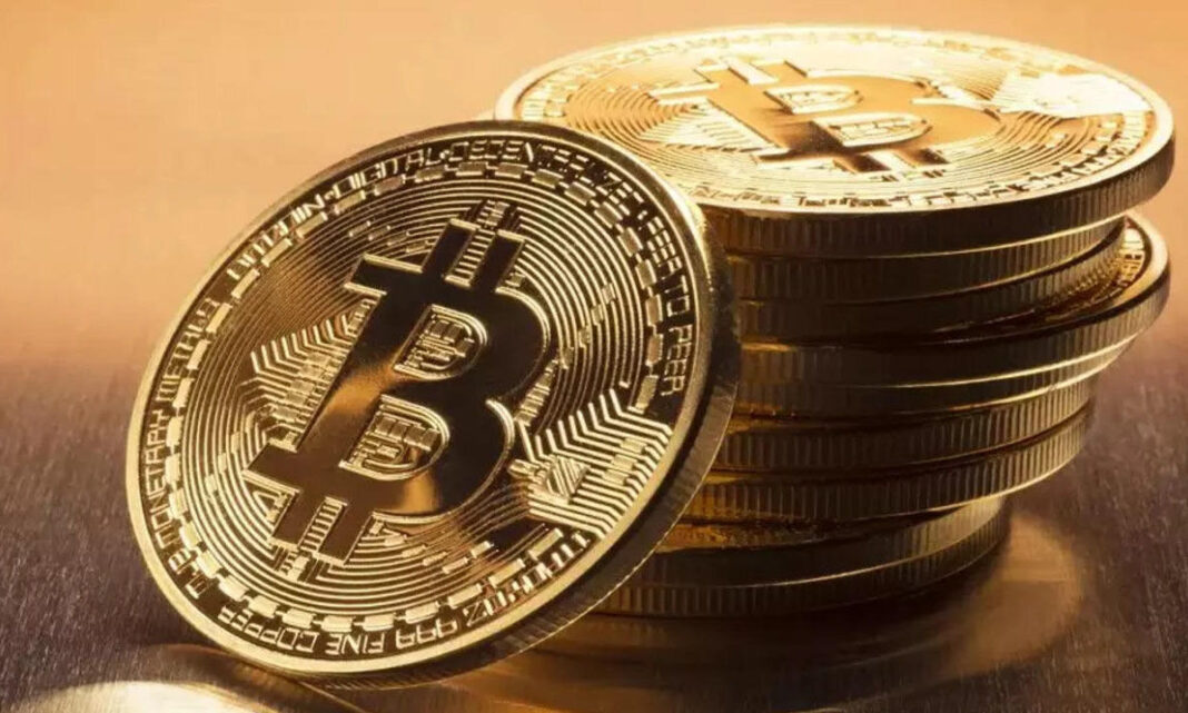 బిట్‌కాయిన్ రికార్డు స్థాయిలో 21 1,21,000
