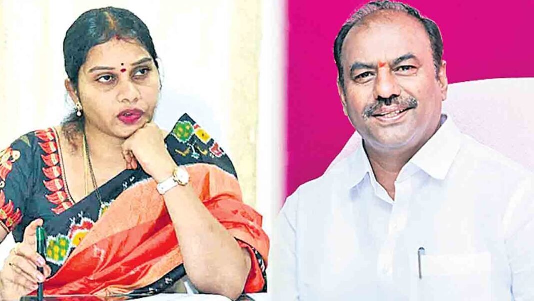 Saritha vs bandla | Is Gadwala Congress a Gudibande?-Namasthe Telangana
– PARAHUSHAR NEWS