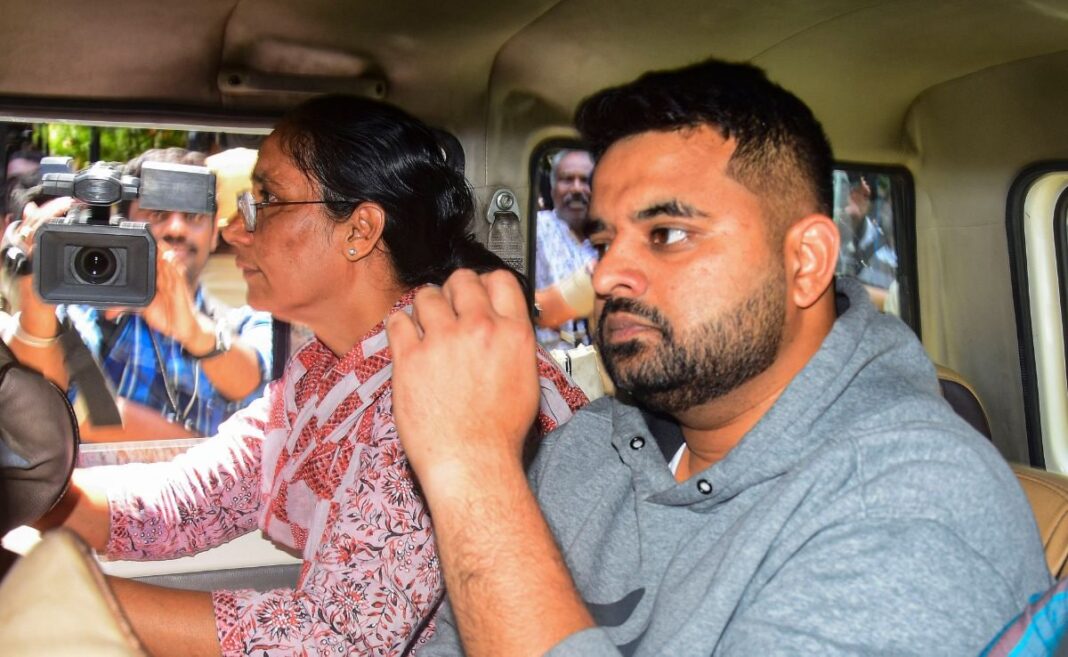 యాక్సెస్ తిరస్కరించబడింది
– PARAHUSHAR NEWS