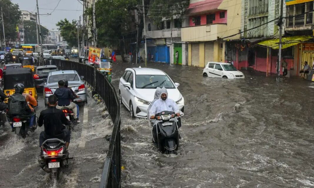 IMD రాబోయే మూడు రోజుల్లో తెలంగాణలో తీవ్రమైన వర్షపాతం అంచనా వేసింది
– PARAHUSHAR NEWS