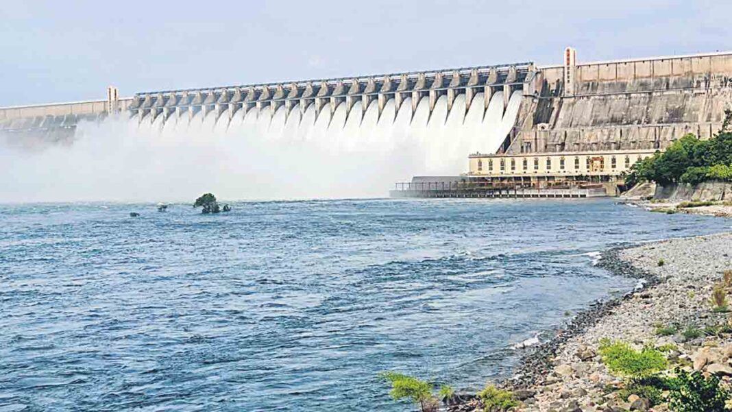Nagarjuna Sagar | Nindu Kundala Nagarjuna Sagar .. 20 gates lifted-Namasthe Telangana
– PARAHUSHAR NEWS