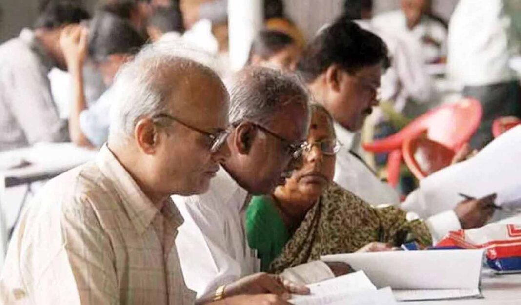 తెలంగాణ రిటైర్డ్ ఉద్యోగుల బ్యాక్ పెన్షనర్స్ ధర్నాను ఆగస్టు 11 న కాంగ్రెస్ అని పిసిప్ట్ వాగ్దానాలు
