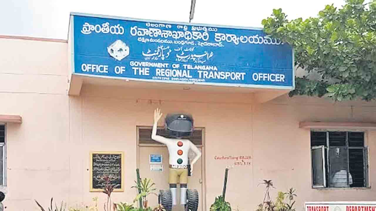 Discrimination against grassroots employees in transit department
