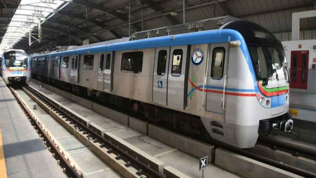 ఓల్డ్ సిటీలో రోడ్-విడెన్ పనుల కోసం గ్యాస్‌పై మెట్రో రైలు అడుగులు
