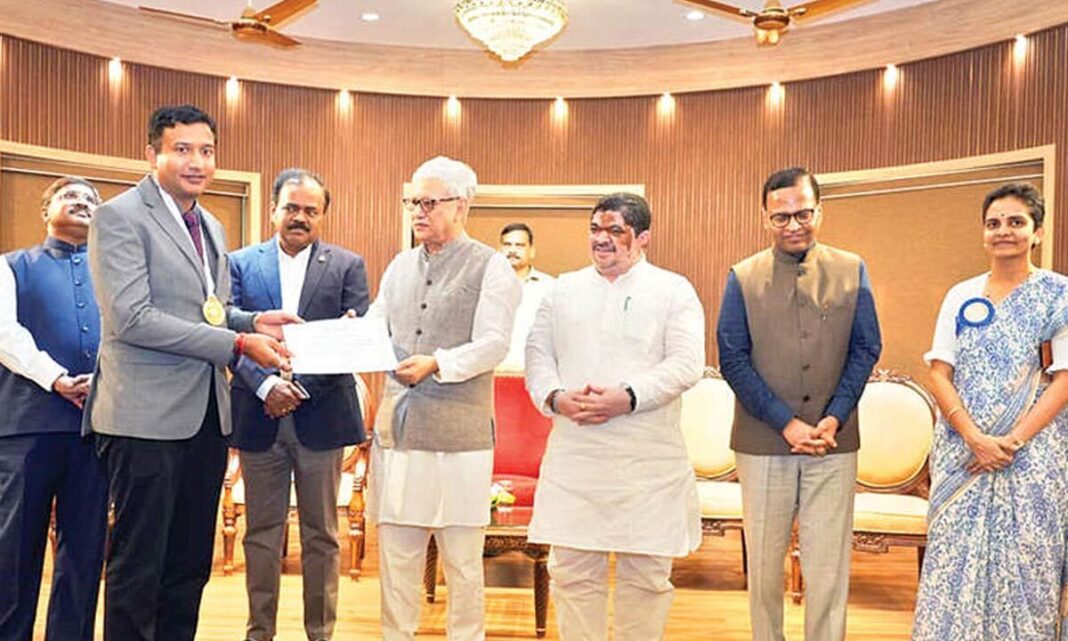 నర్నూర్ బ్లాక్ జాతీయ స్థాయి బంగారు పతకాన్ని పొందుతుంది
