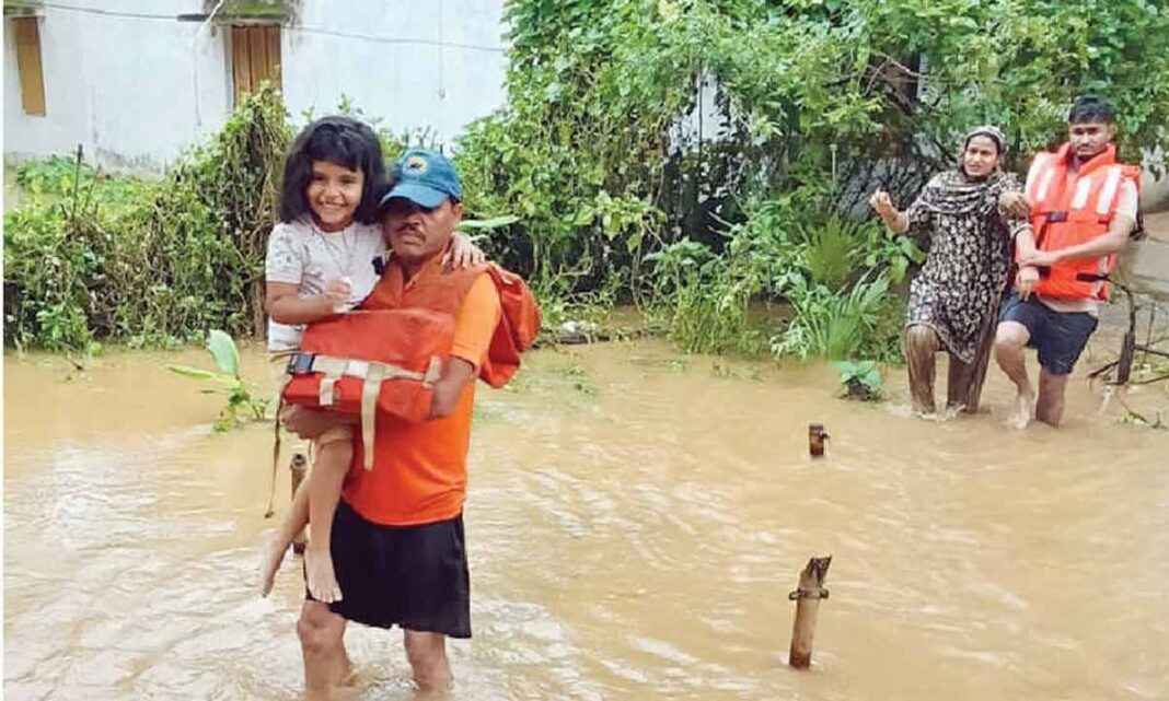 భారీ వర్షపాతం గురించి IMD హెచ్చరిస్తుంది
– PARAHUSHAR NEWS