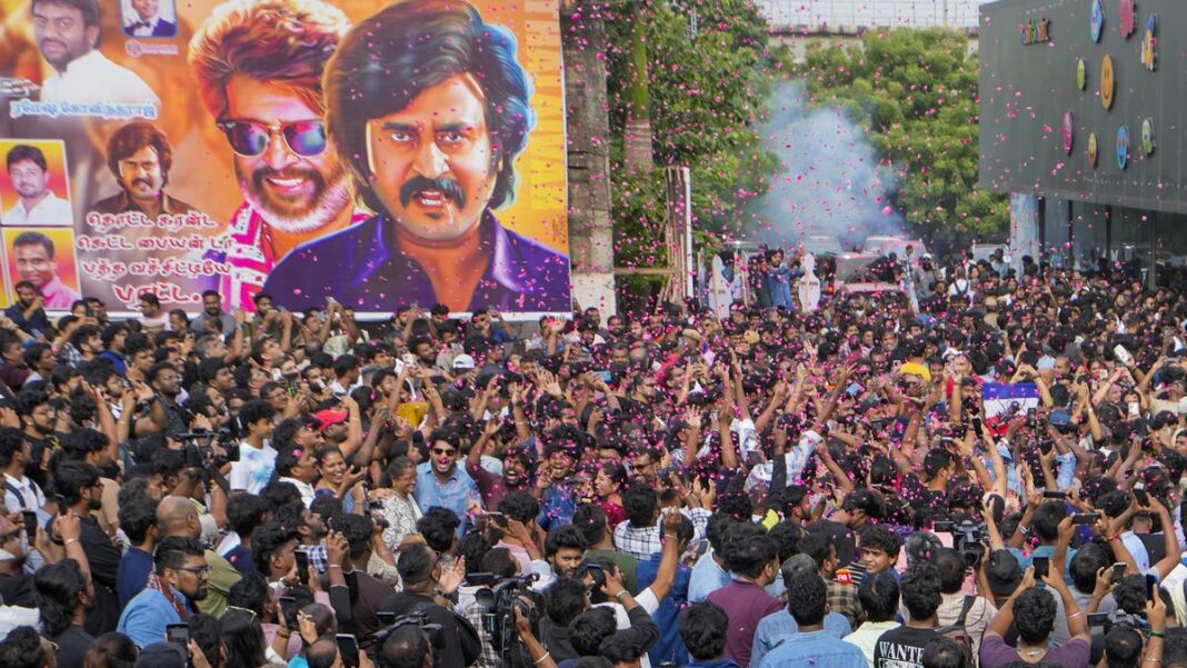 రజనీకాంత్ నటించిన కూలీ నిర్మాతలు మరిన్ని కోతలు చేయడానికి నిరాకరించిన తరువాత ‘ఎ’ సర్టిఫికెట్ను అంగీకరించారు, సిబిఎఫ్సి మద్రాస్ హైకోర్టుకు చెబుతుంది
– PARAHUSHAR NEWS