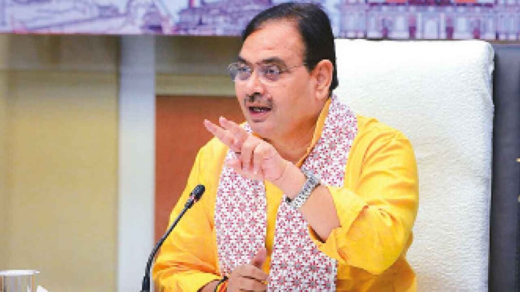 రాజ్ పర్యాటకం, మైనింగ్, పునరుత్పాదక శక్తిలో నాయకుడిగా బయటపడ్డాడు: సిఎం
– PARAHUSHAR NEWS