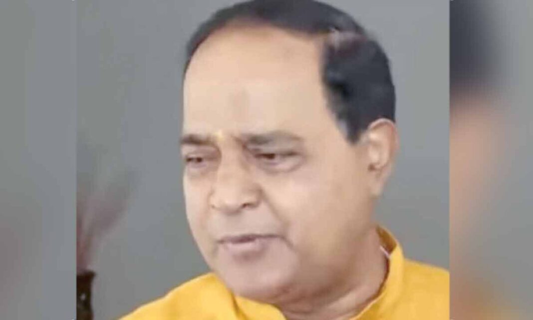 రాష్ట్రంలో ఎరువుల కొరత లేదు, పట్రా చెప్పారు
– PARAHUSHAR NEWS