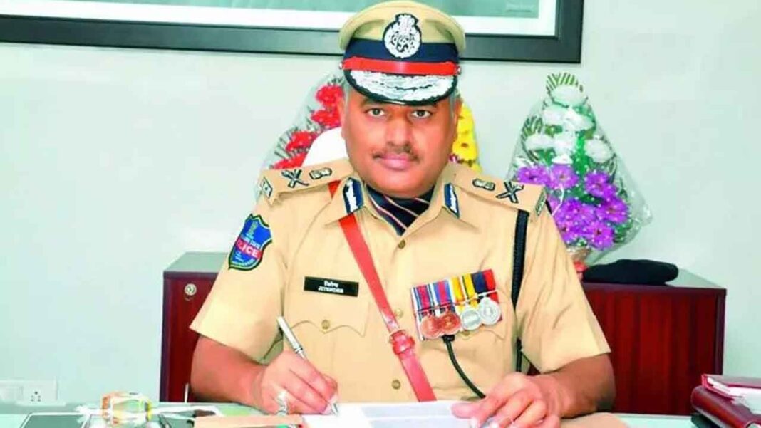 రాష్ట్రంలో భారీ వర్షపాతం మధ్య తెలంగాణ డిజిపి అధికారులను హెచ్చరిస్తుంది
– PARAHUSHAR NEWS