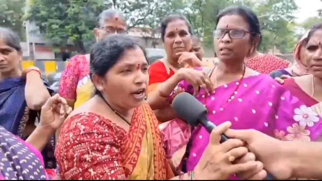 Anganwadi Teachers | Anganwadi Teachers Anger on Police-Namasthe Telangana
– PARAHUSHAR NEWS