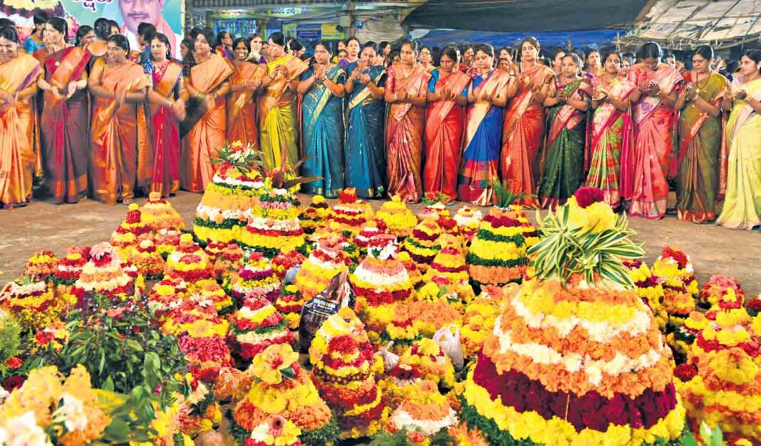 Batukamma festival 9 days .. Do you know what day to submit!-Namasthe Telangana
– PARAHUSHAR NEWS