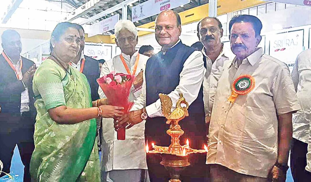 హైదరాబాద్లో మూడు రోజుల జియా ఇండస్ట్రియల్ టెక్నాలజీ ఎక్స్పో ప్రారంభమైంది
– PARAHUSHAR NEWS