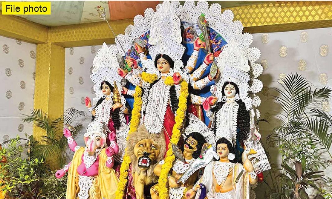 దుర్గా పూజ వేడుకల కోసం సిటీ బెంగలీ సమిటీ కలుపులు
