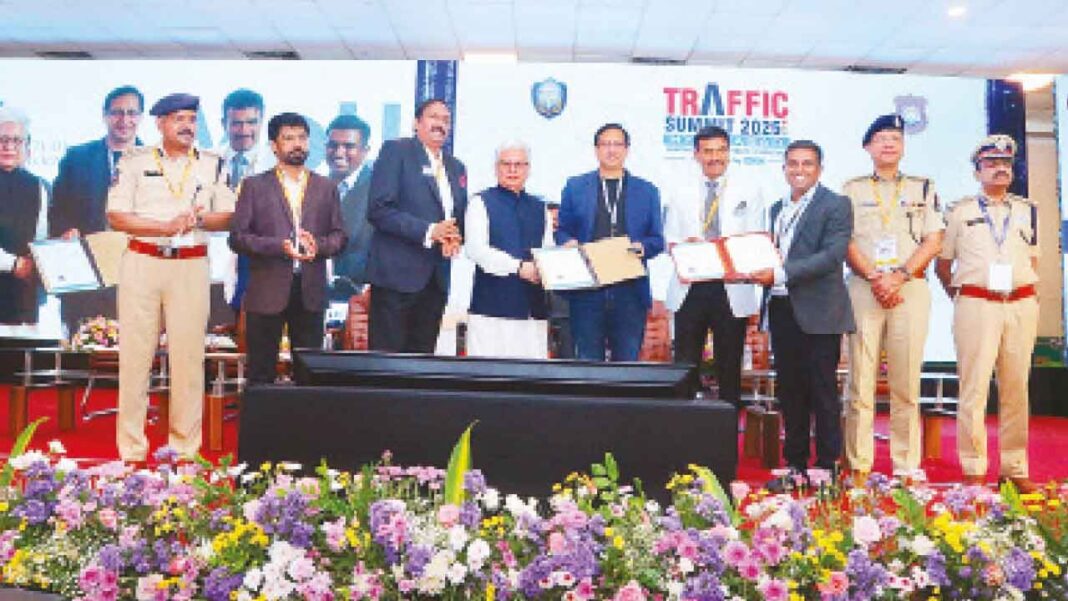 నగరం యొక్క గుర్తింపు, ట్రాఫిక్ పరిస్థితులకు వృద్ధి చెందింది: టిజి గవర్నర్
– PARAHUSHAR NEWS