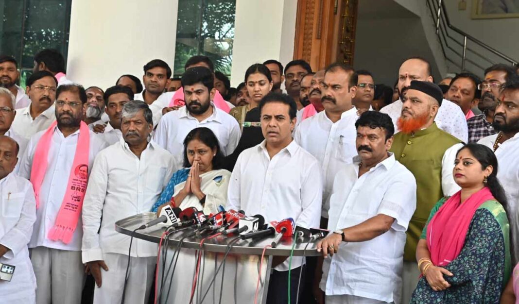 జూబ్లీ హిల్స్ అభివృద్ధి మరియు అరాచకం మధ్య యుద్ధం యుద్ధం అని కెటిఆర్ చెప్పారు
– PARAHUSHAR NEWS
