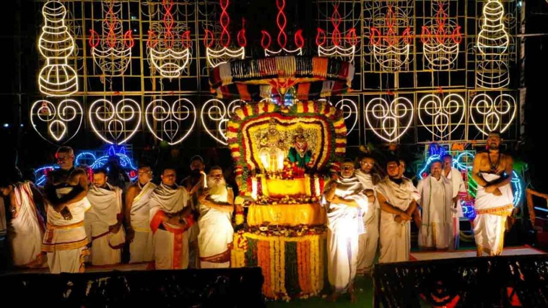 Kartika Masotsavalu in Srisailam.. Aarti to Krishnamma at Pathalganga-Namasthe Telangana
– PARAHUSHAR NEWS
