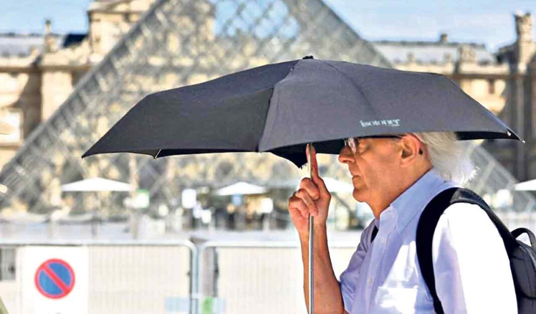 US$ 100 million Louvre theft could make France’s stolen Crown Jewels as famous as Mona Lisa- PARAHUSHAR NEWS