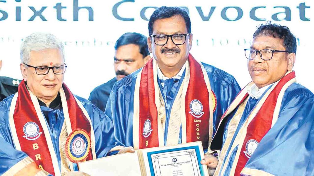 సాంకేతిక నైపుణ్యాలను పెంచుకోవాలి