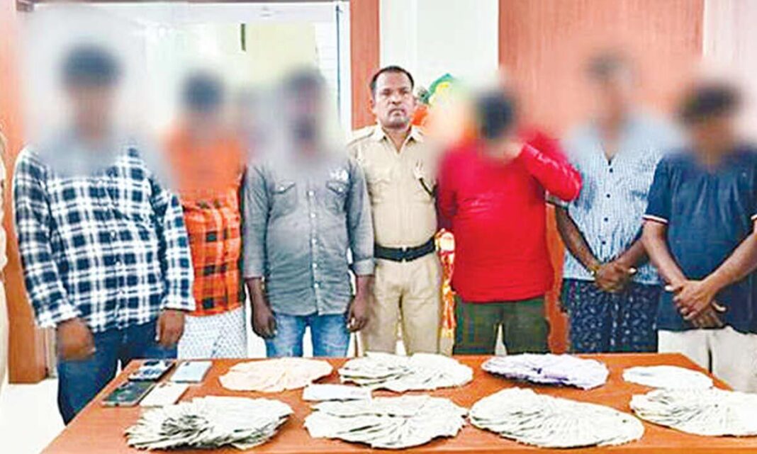 గంజాంలో 684 మంది జూదగాళ్ల అరెస్ట్
– PARAHUSHAR NEWS