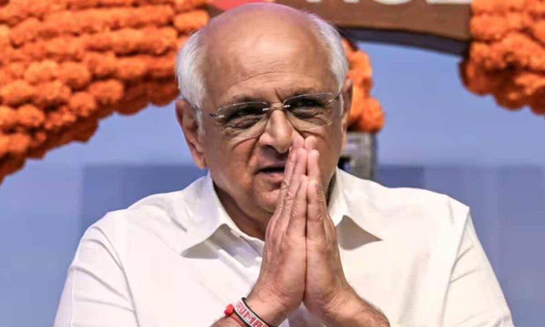 గుజరాత్ కేబినెట్ సరిదిద్దబడింది, రివాబా జడేజాతో సహా 26 మంది కొత్త మంత్రులు బాధ్యతలు స్వీకరించారు
– PARAHUSHAR NEWS