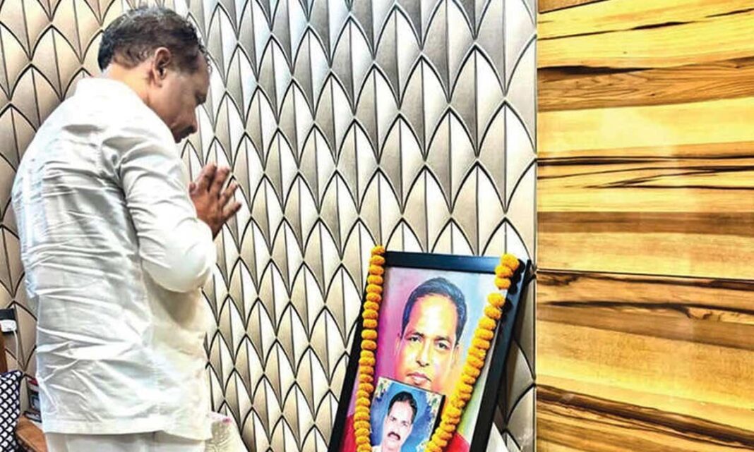 పిటాబాస్ హత్యలో పోలీసులు సాక్ష్యాలను కలిపి
