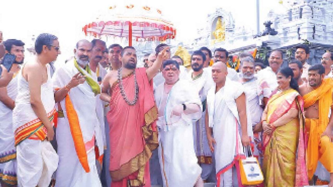 రాజన్న దేవాలయం దేవస్థానం దైవ మార్గదర్శకత్వంలో జరుగుతోందని దర్శనీయులు తెలిపారు
– PARAHUSHAR NEWS
