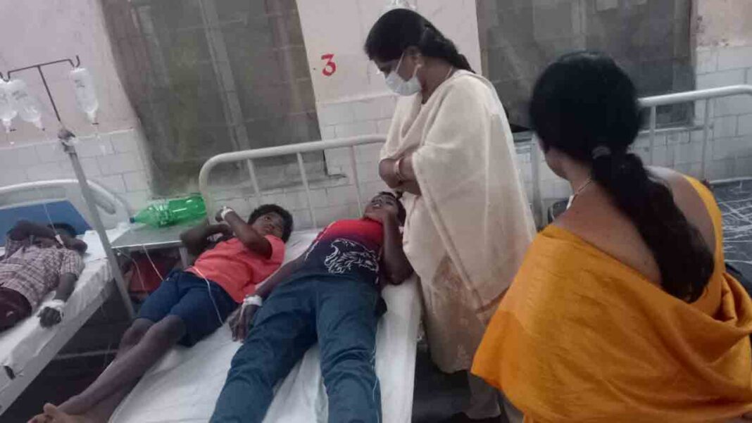 Food Poison | Human Rights Commission is serious about food poisoning in hostel-Namasthe Telangana
– PARAHUSHAR NEWS