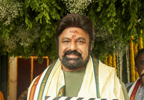 చరిత్ర సృష్టించే వాడు ఒక్కడే.. జై బాలయ్య..!
– PARAHUSHAR NEWS