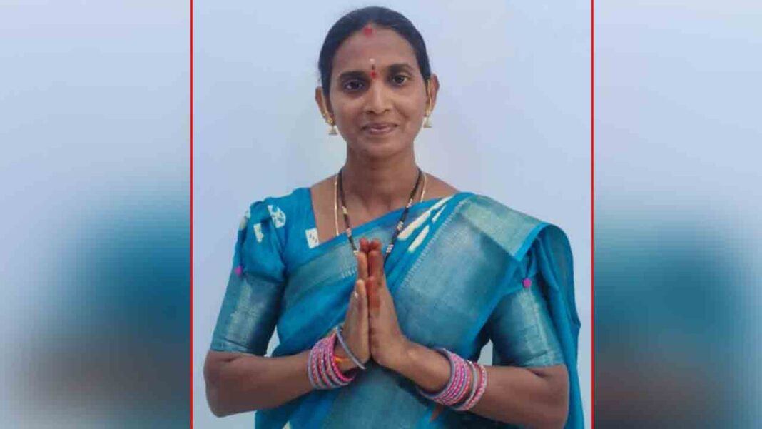BRS Supporters | BRS Hawa-Namasthe Telangana ongoing in the joint Mahabubnagar district
– PARAHUSHAR NEWS