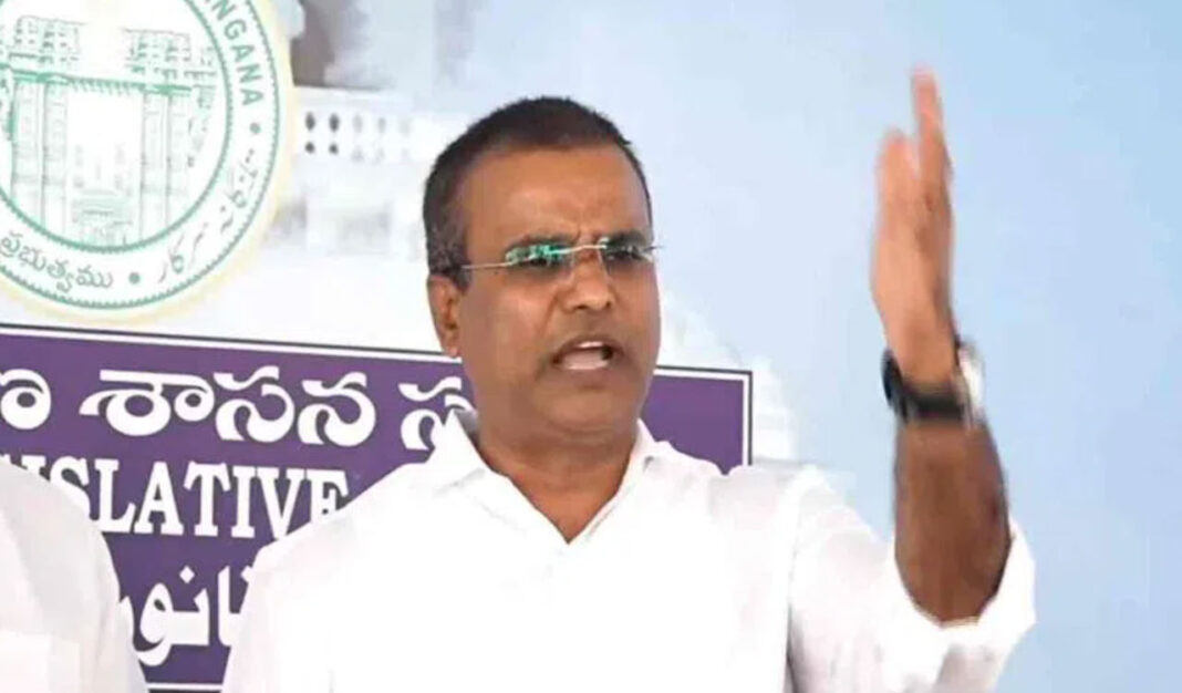 అనర్హత పిటిషన్ సమస్య: తెలంగాణ అసెంబ్లీ స్పీకర్ యొక్క 