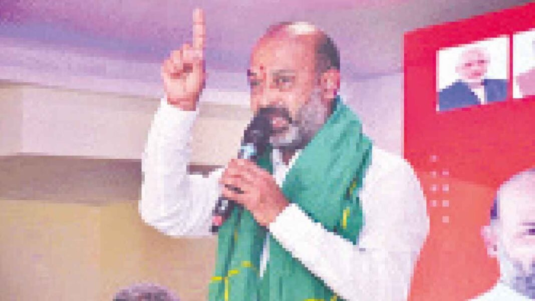 JH ఉప ఎన్నికలో BJP హెచ్చరిక CM రేవంత్ హిందూ వ్యతిరేక వాక్చాతుర్యాన్ని ప్రతిధ్వనిస్తుంది
– PARAHUSHAR NEWS