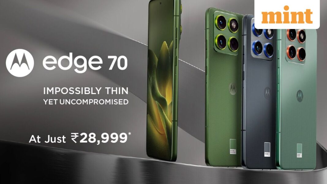 Motorola has equipped the Edge 70 with a 6.7-inch 1.5K AMOLED display that supports a 120Hz refresh rate and delivers up to 4,500 nits of peak brightness.