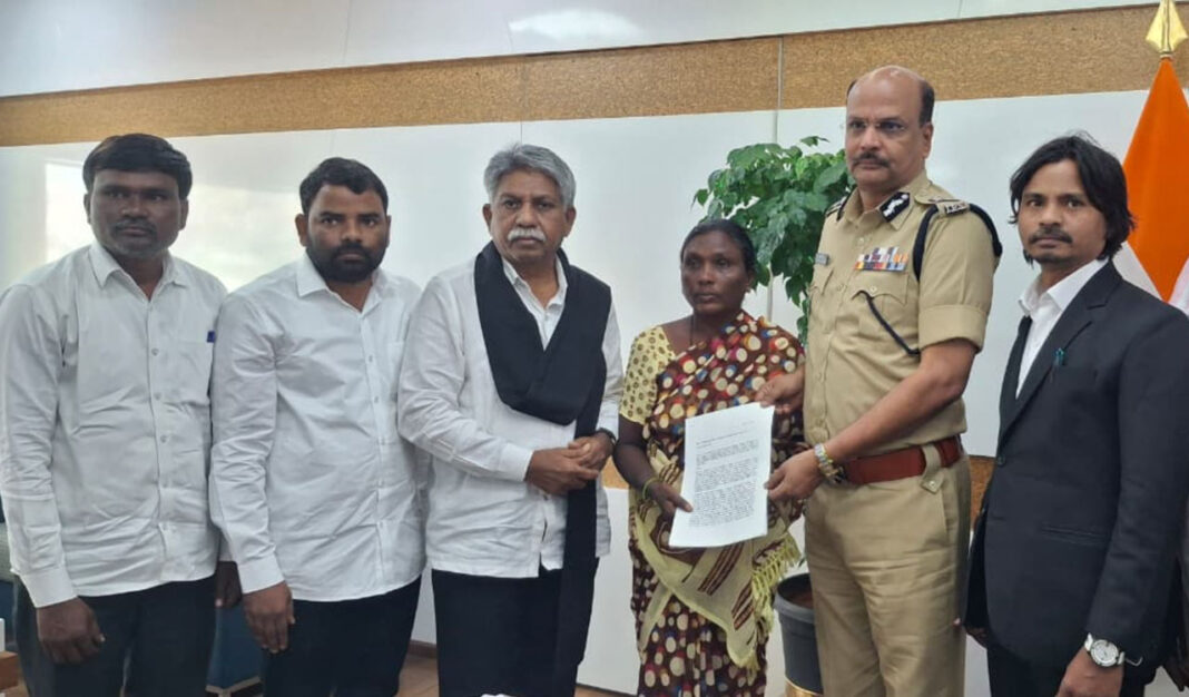 కర్లె రాజేష్ లాకప్ మరణంలో రాజకీయ ప్రత్యర్థి మరియు రాజకీయ ప్రభావ కోణం బయటపడింది
