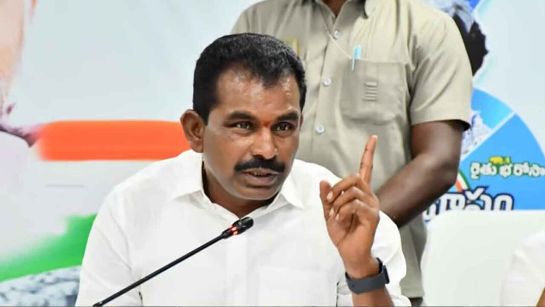 Sarpanch Elections | If they win, they will be kicked out by their necks.. Congress MLA Meghareddy threats-Namasthe Telangana
– PARAHUSHAR NEWS