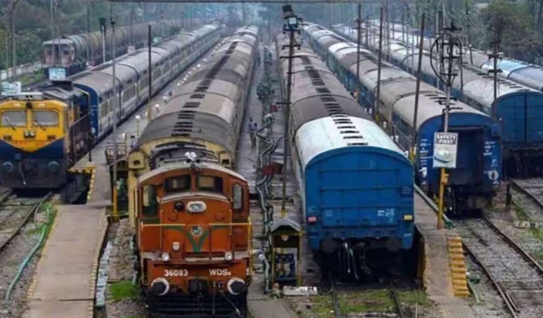Hike in train fares: 1 paisa/km beyond 215 km for ordinary class, 2 paise/km for other classes- PARAHUSHAR NEWS