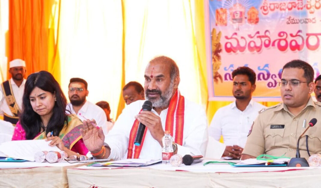 రాజన్న-సిరిసిల్ల మూడు రోజుల మహా శివరాత్రి ఉత్సవాలకు ముస్తాబైంది
– PARAHUSHAR NEWS