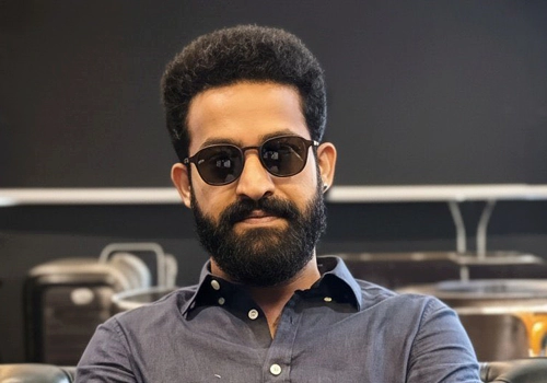 ఒక్క ఫోటోతో ట్రోల్స్ కి చెక్.. డ్రాగన్ రిలీజ్ ఎప్పుడంటే..?
– PARAHUSHAR NEWS